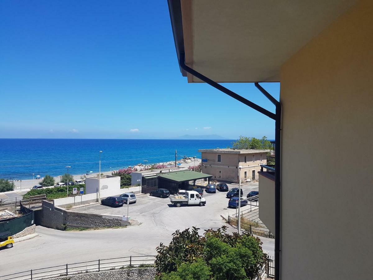Villa Case Eoliane, Salina Brolo Exterior foto
